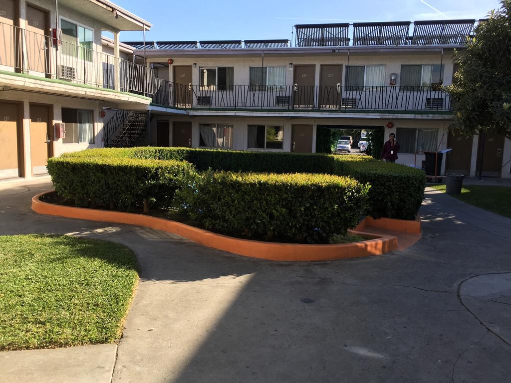 M Motel El Monte 로스앤젤레스 외부 사진
